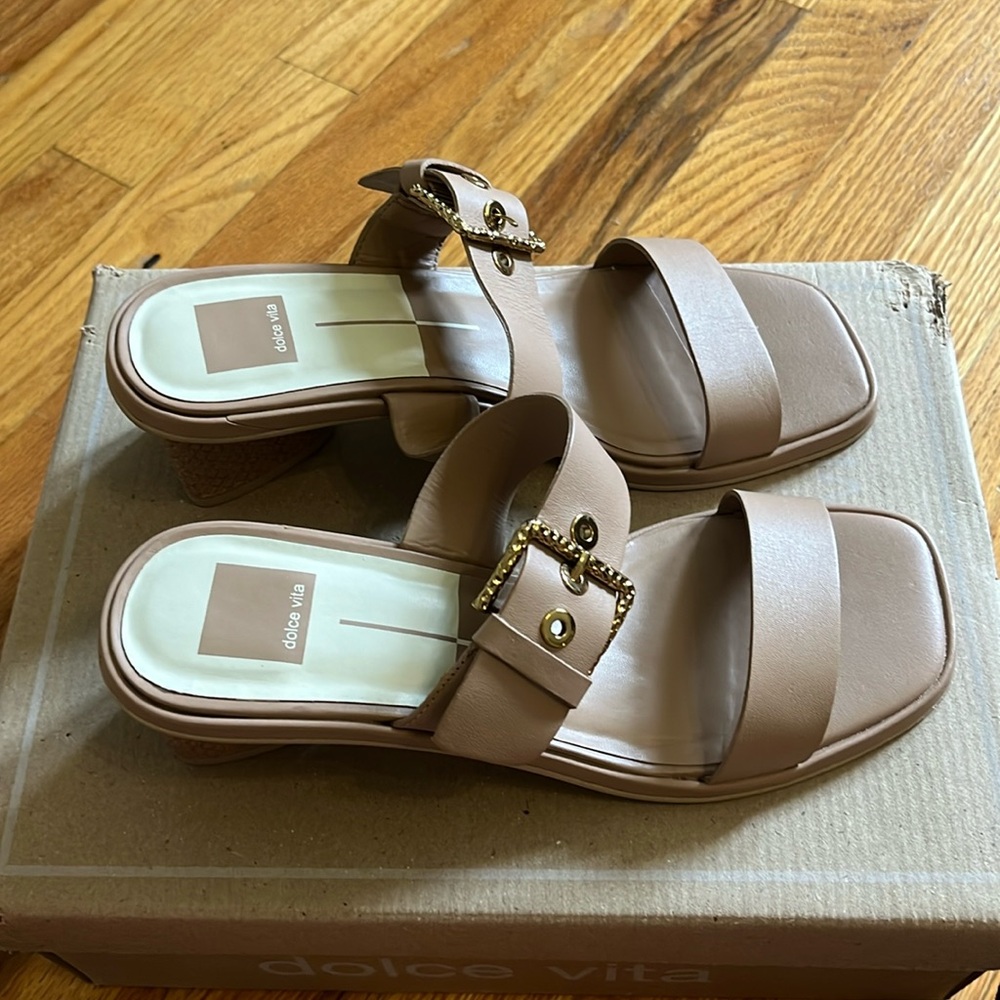Dolce vita Riva Sandals